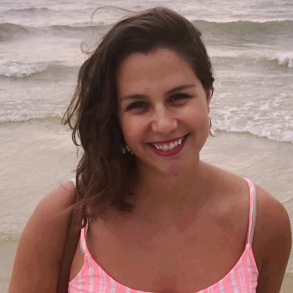 Meet your Posher, Erika - Picture 1 of 1